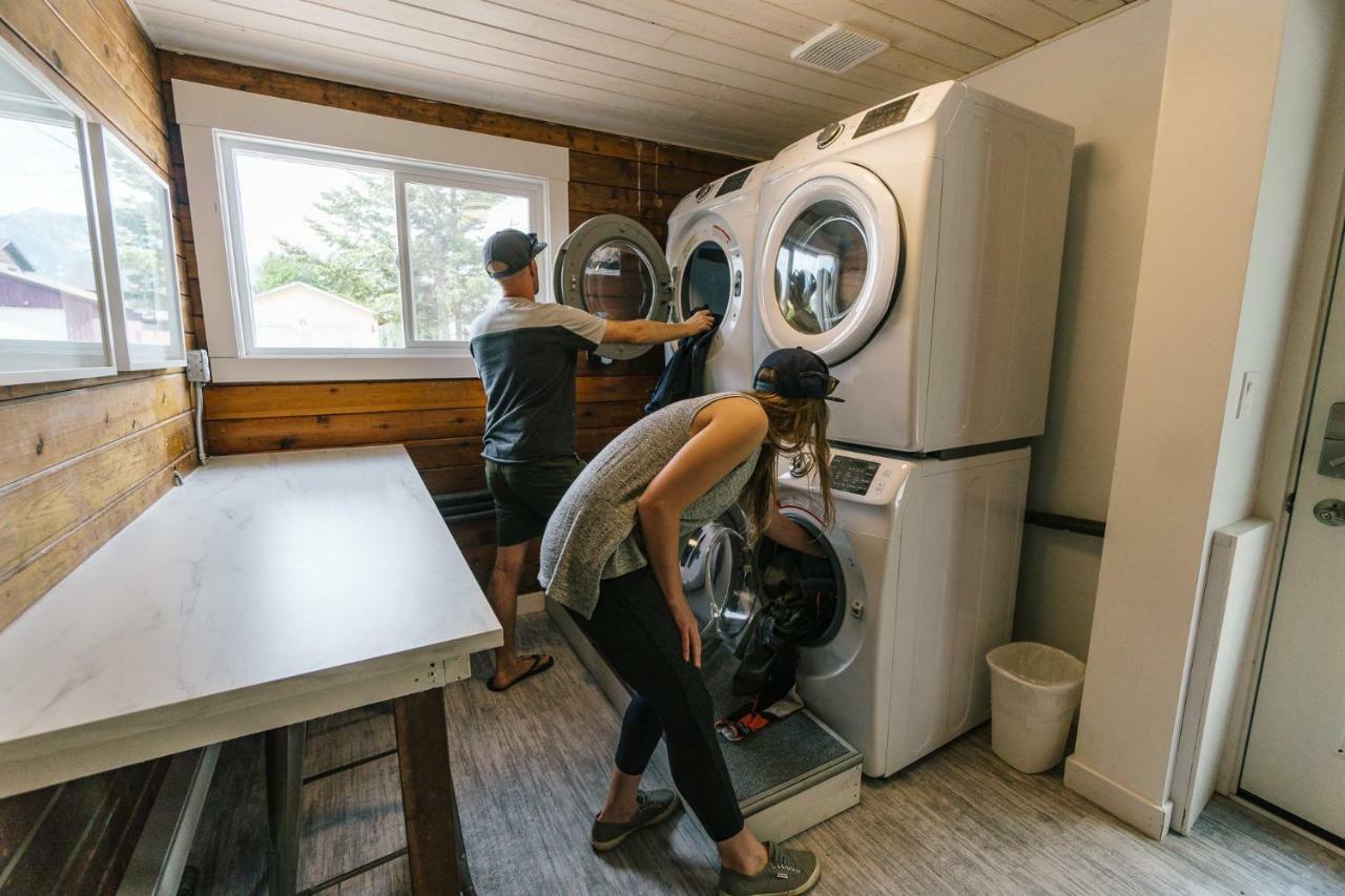 Tiny Homes By Snow Valley Lodging Fernie Dış mekan fotoğraf
